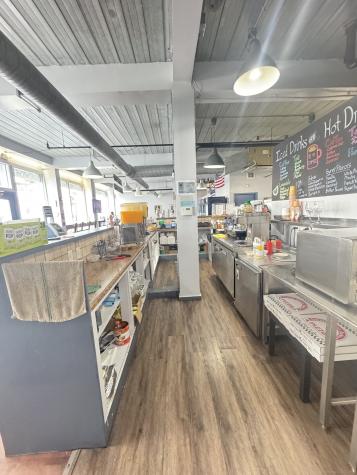 Madeira Cafe Fairfield Avenue Bridgeport CT 06604