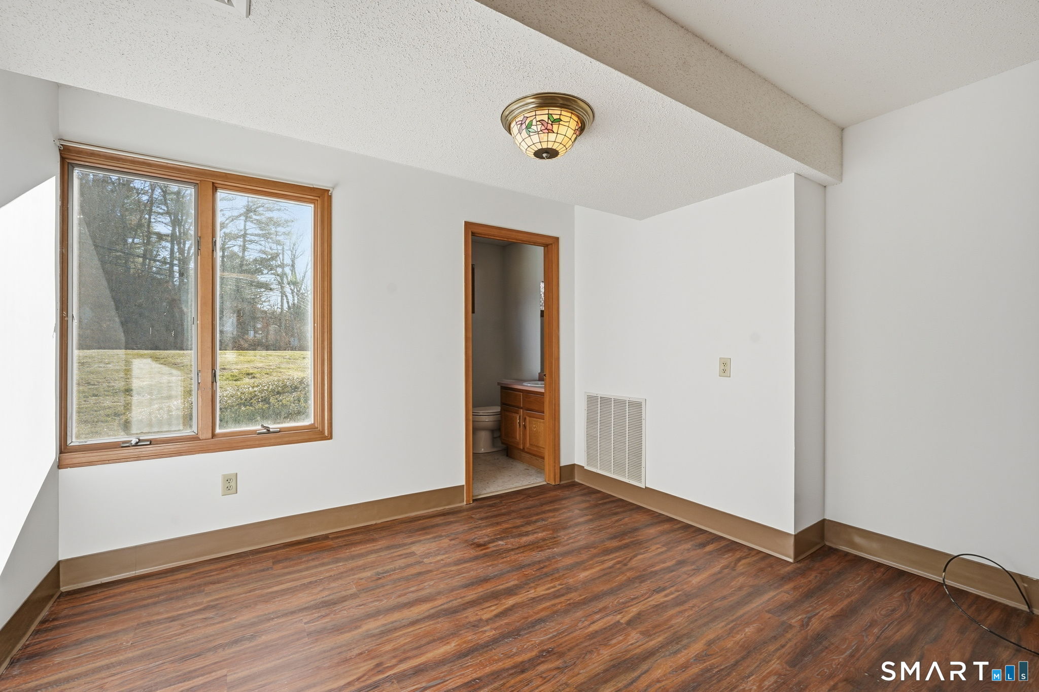 1050 Sullivan Avenue South Windsor CT 06074