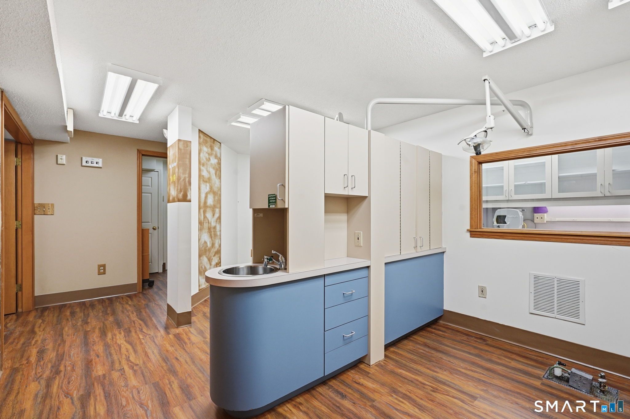 1050 Sullivan Avenue South Windsor CT 06074