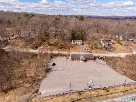 35 Norwich Road Plainfield CT 06374