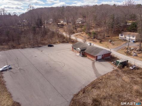 35 Norwich Road Plainfield CT 06374