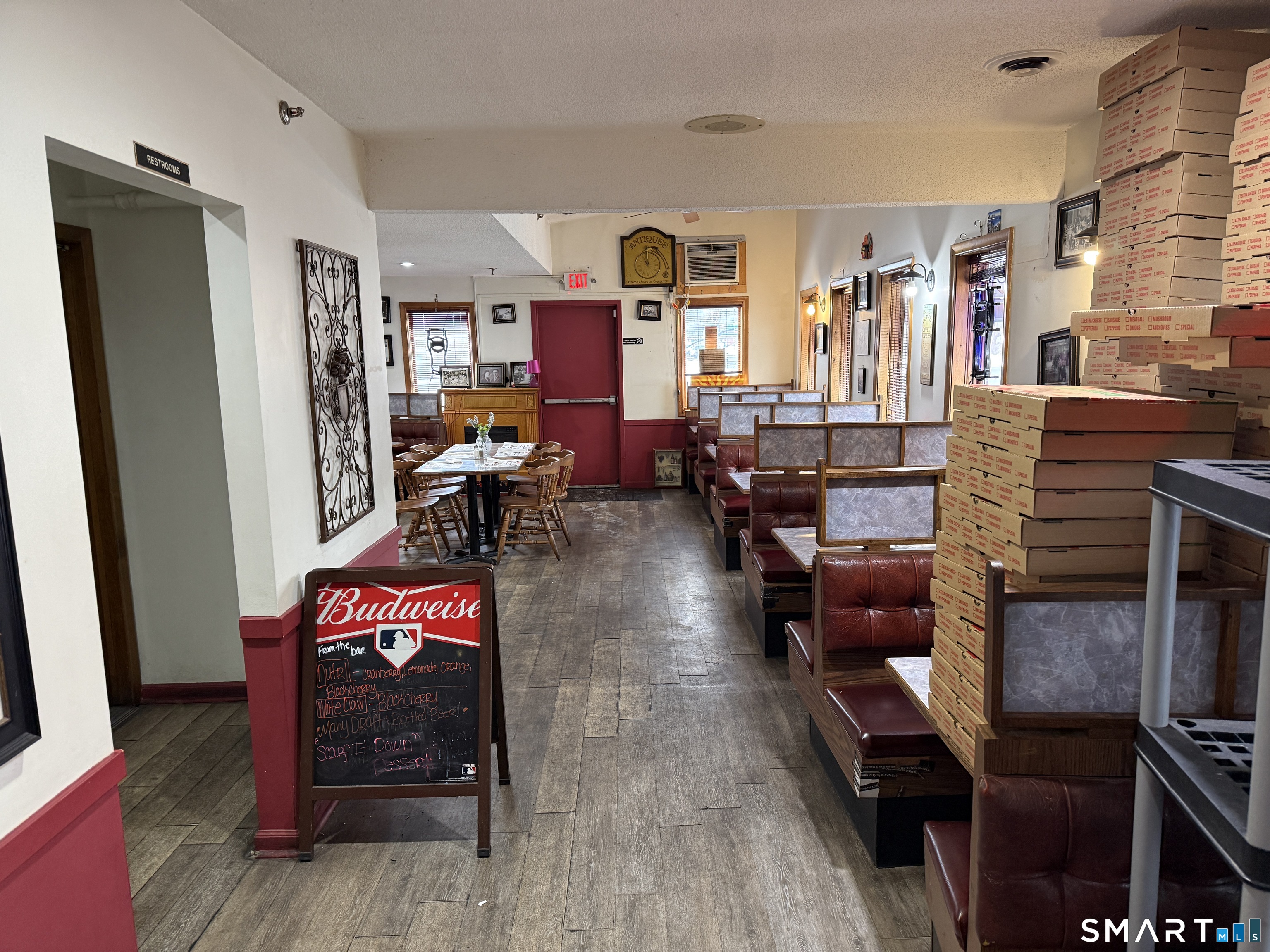 93 East Main Street Plainville CT 06062
