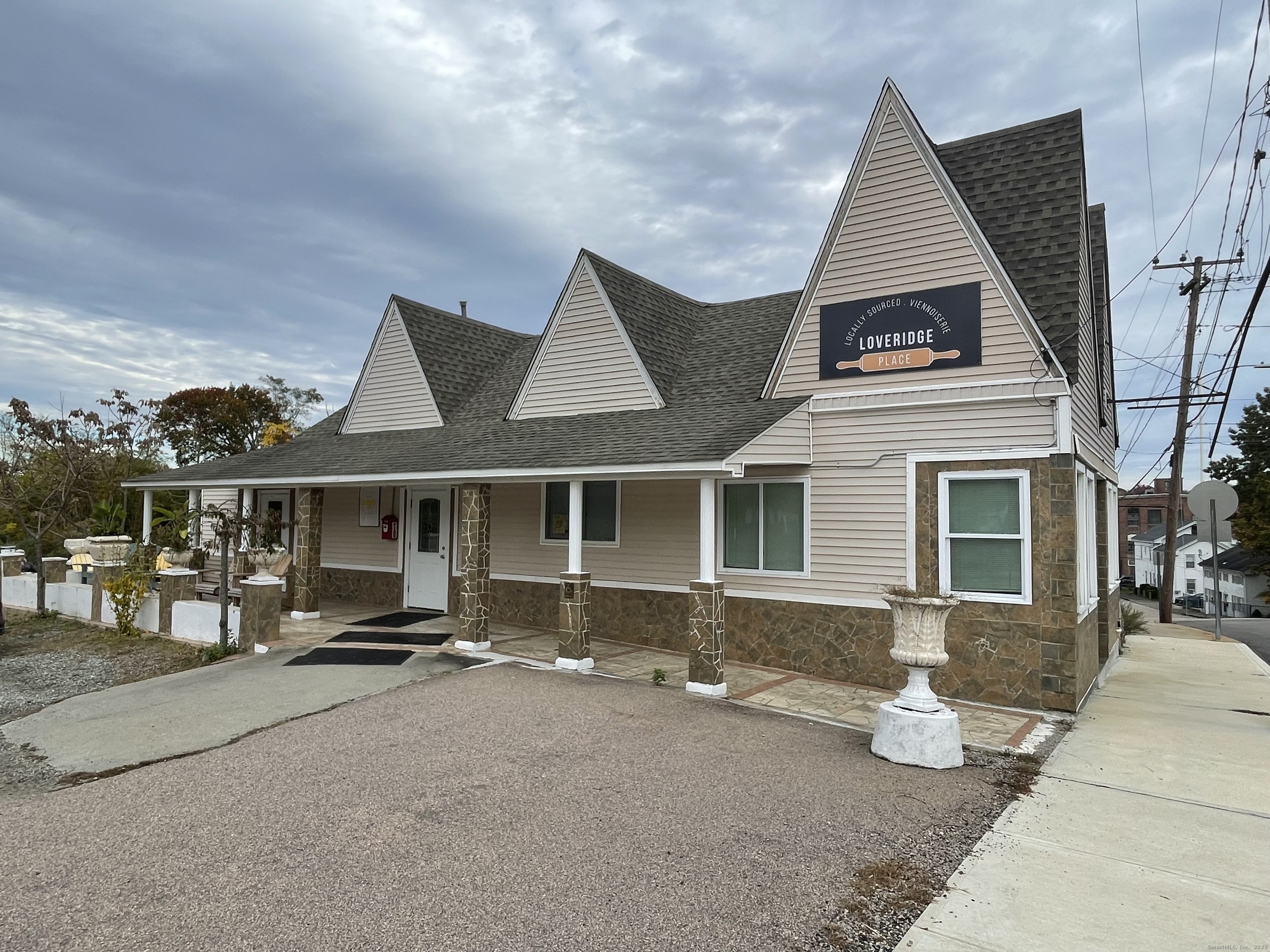 15 Palmer Street Stonington CT 06379