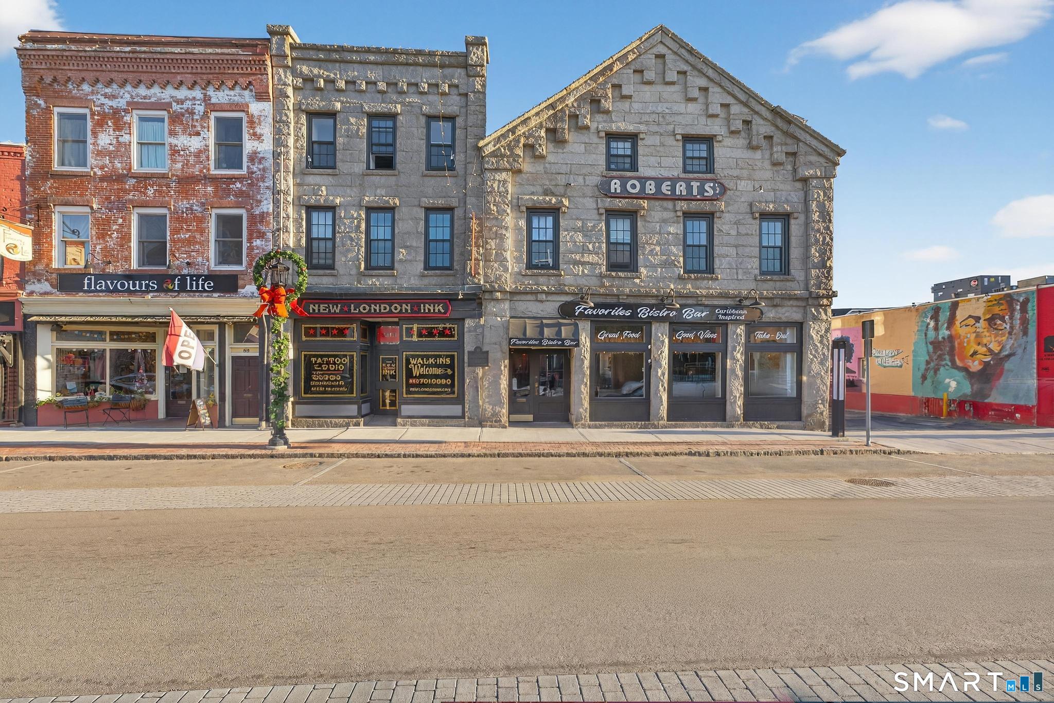 90-94 Bank Street New London CT 06320