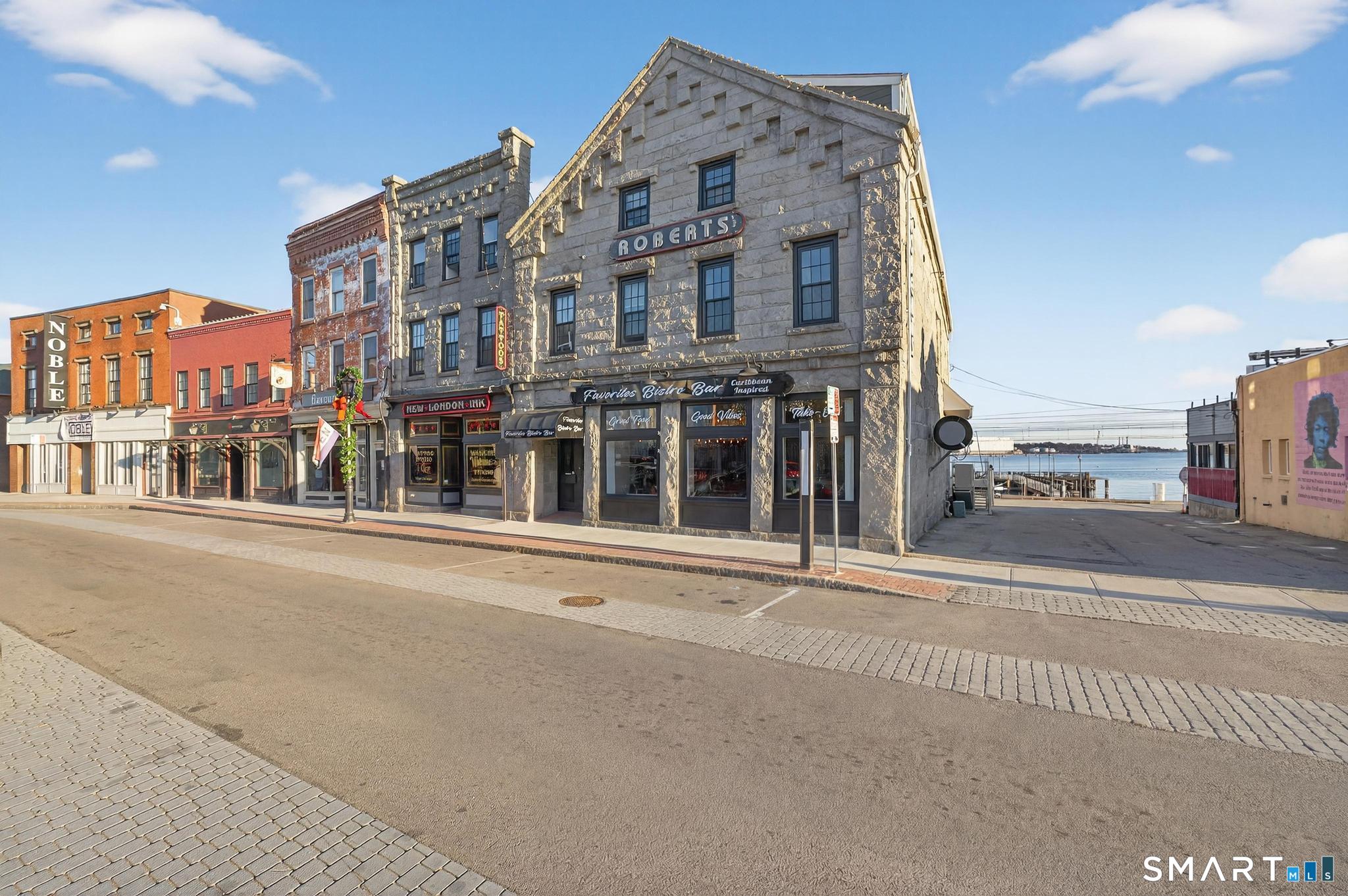 90-94 Bank Street New London CT 06320