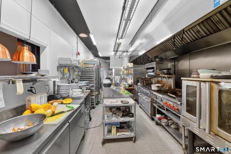 90-94 Bank Street New London CT 06320