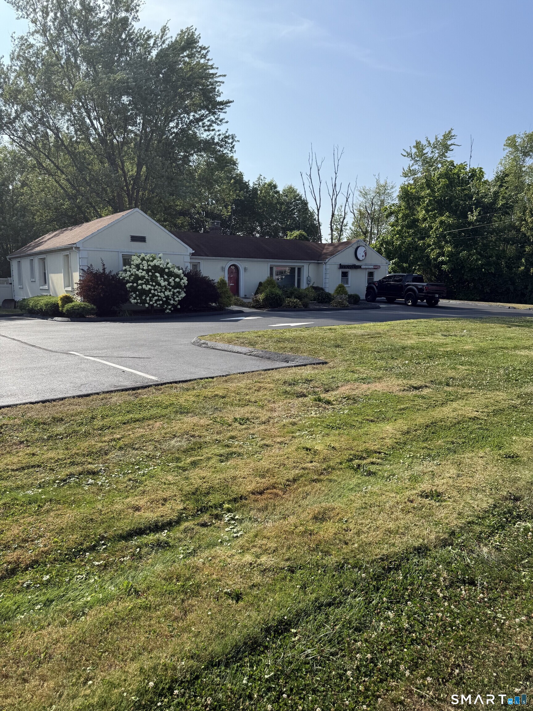 609 Newfield Street Middletown CT 06457
