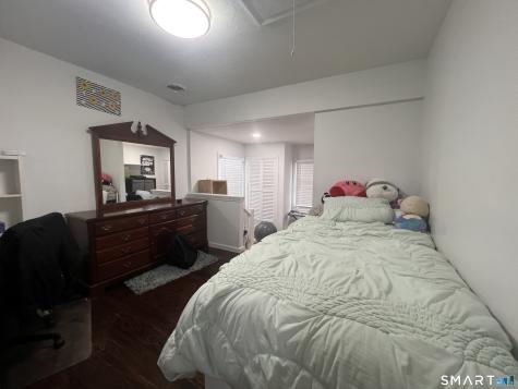 556 Pepper Street Monroe CT 06468