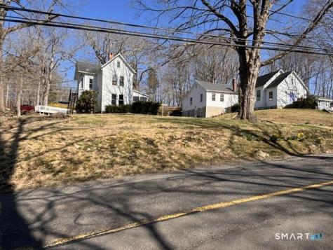44 Portland Avenue Redding CT 06896