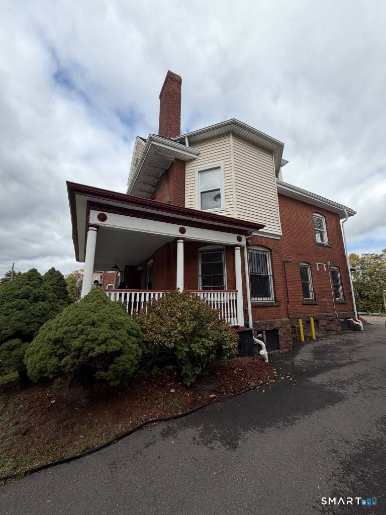 210 Wethersfield Avenue Hartford CT 06114
