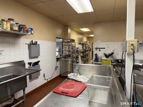 206 Main Street Wallingford CT 06492