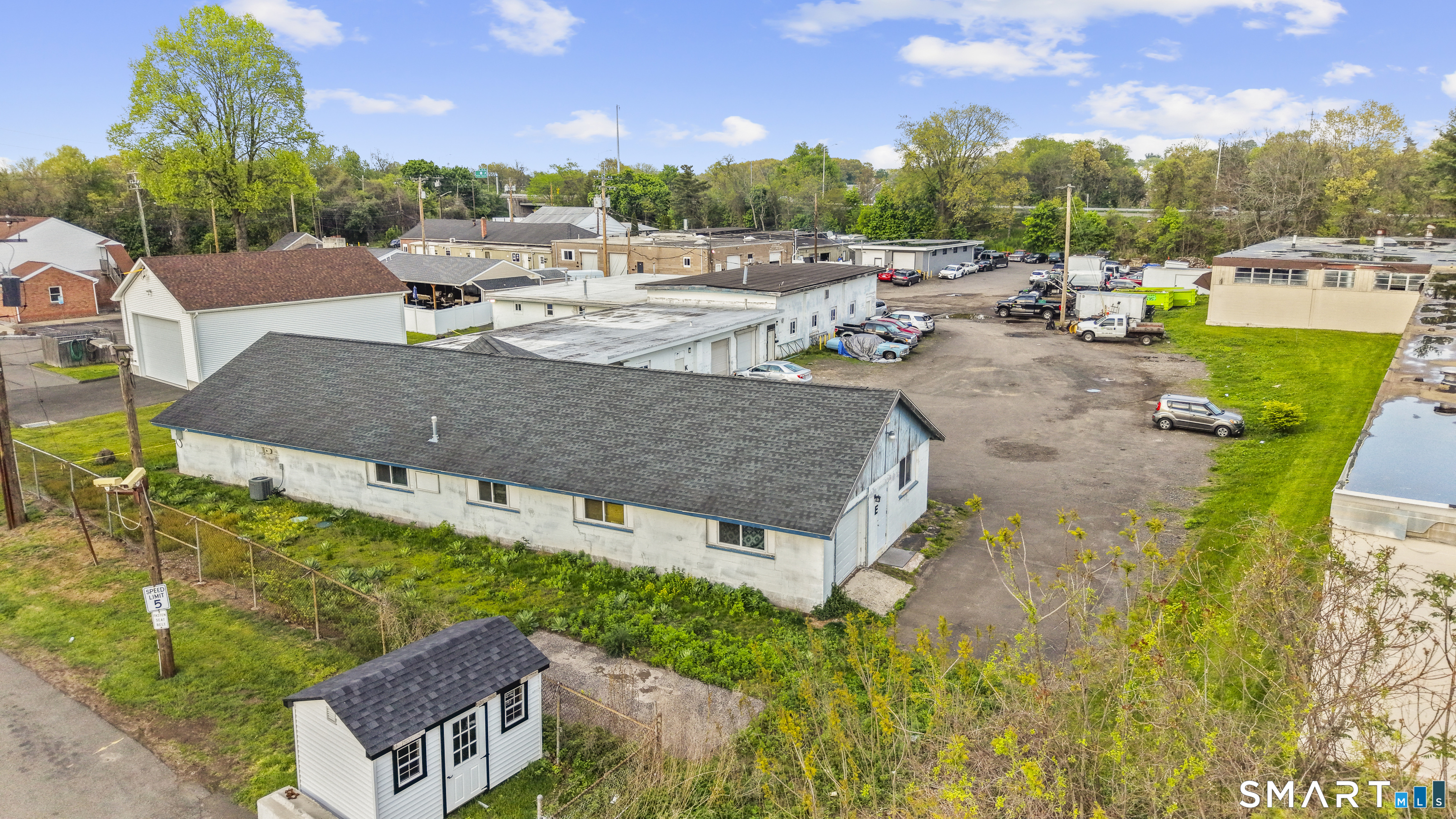 59 Old Broadway East North Haven CT 06473