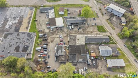 59 Old Broadway East North Haven CT 06473