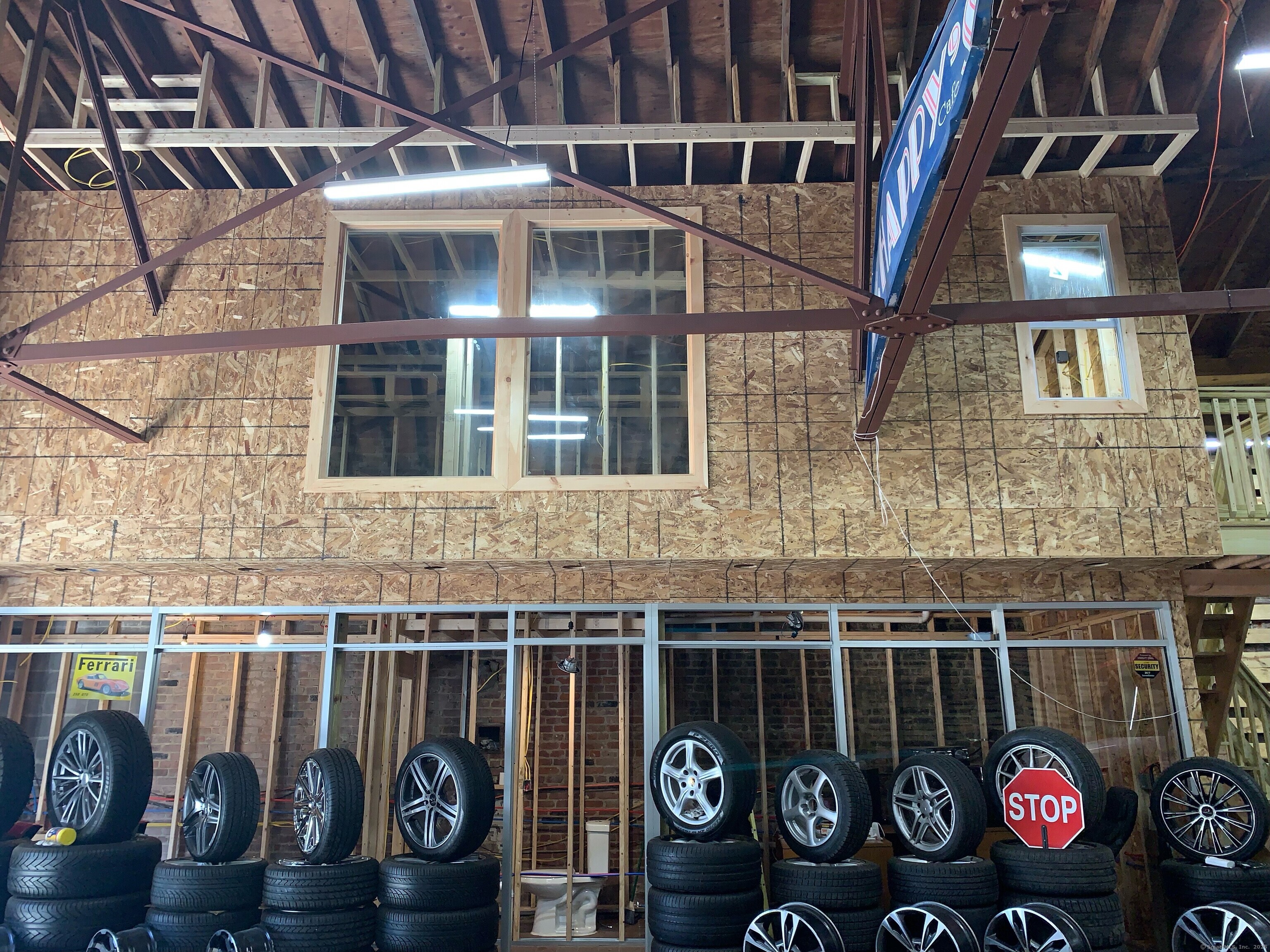 15 East Farm Street Waterbury CT 06704