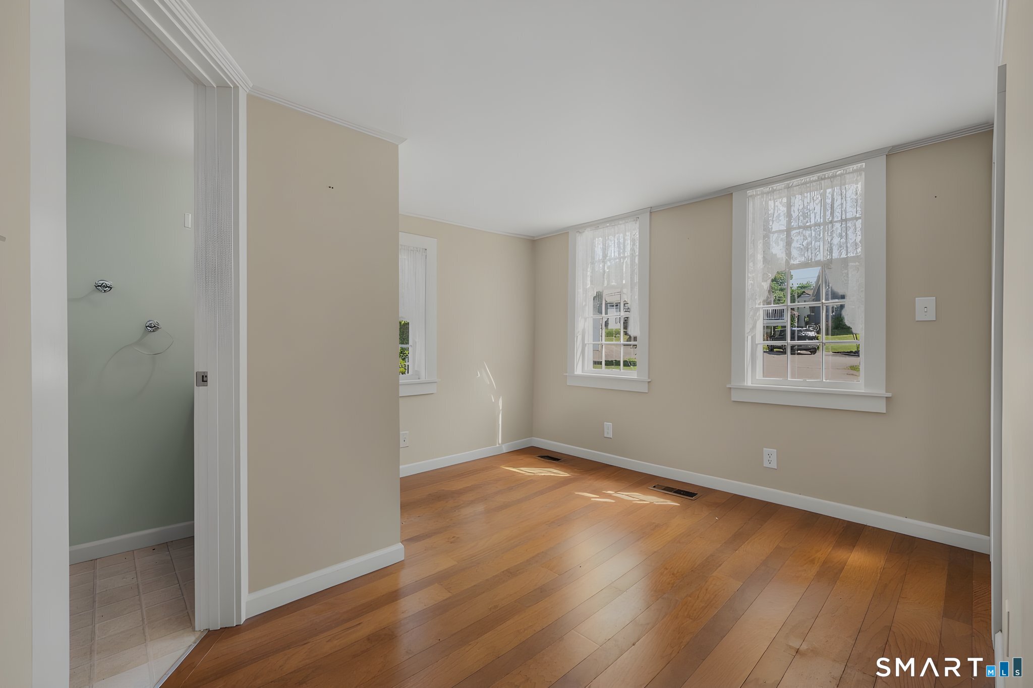 28 Church Lane East Lyme CT 06333