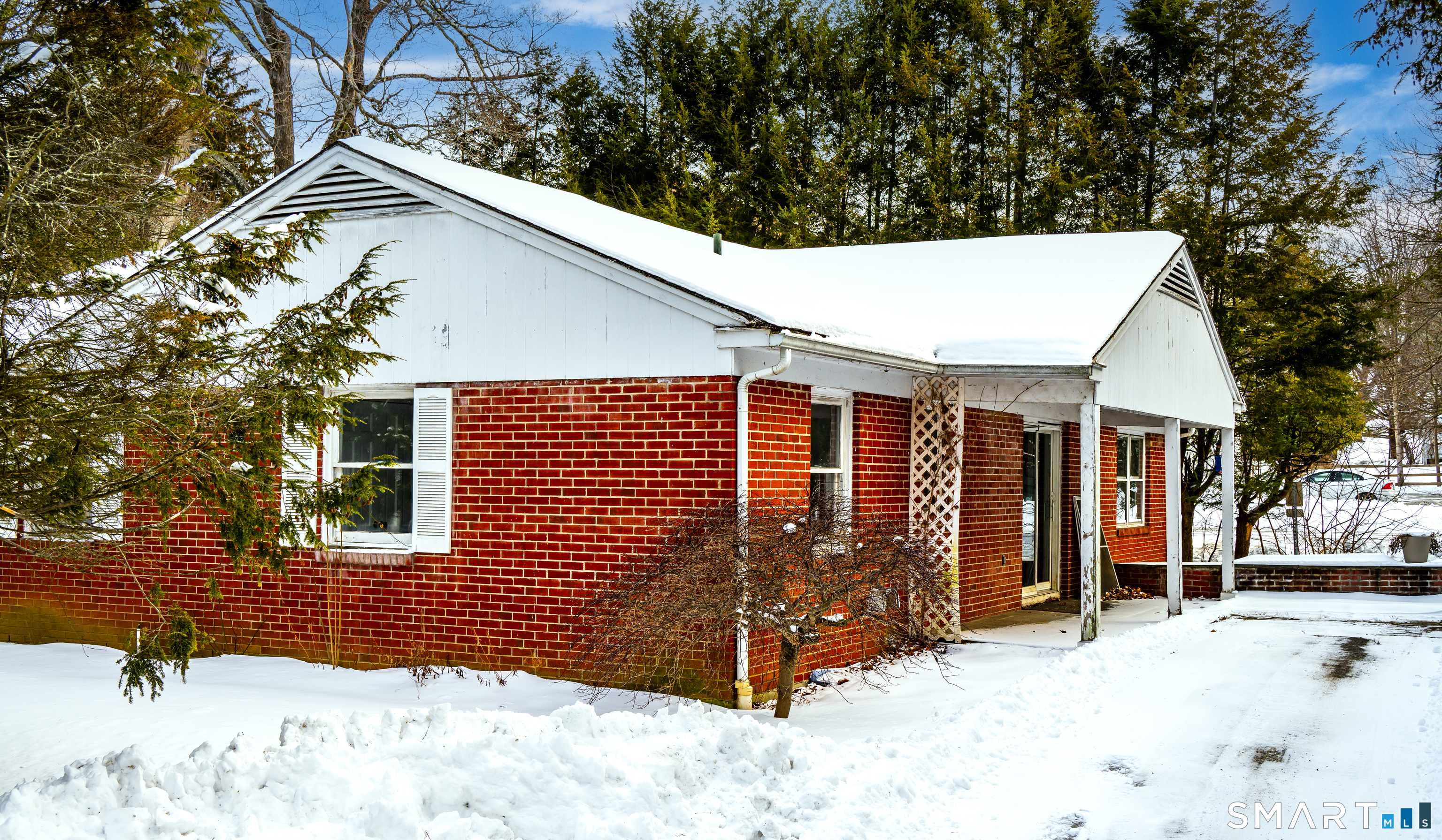 29 West Main Street Sharon CT 06069