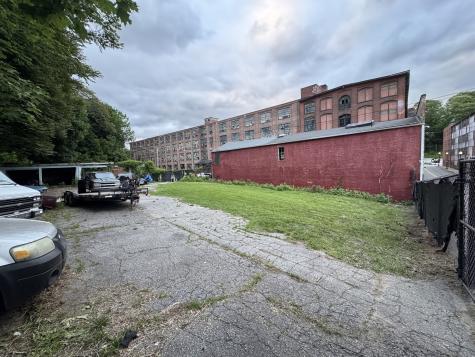 4 Willow Street Norwich CT 06360