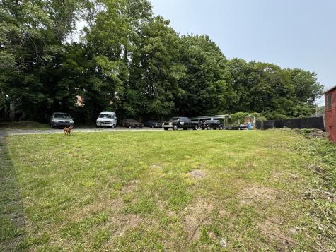 4 Willow Street Norwich CT 06360