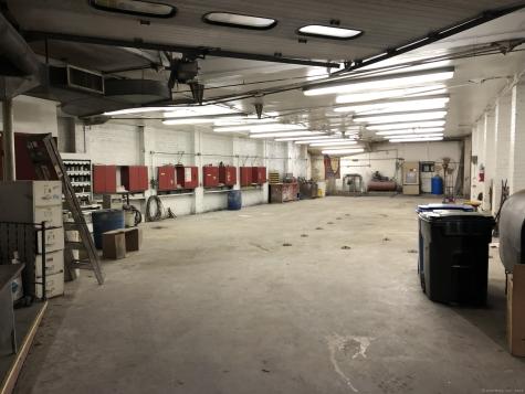 4 Willow Street Norwich CT 06360