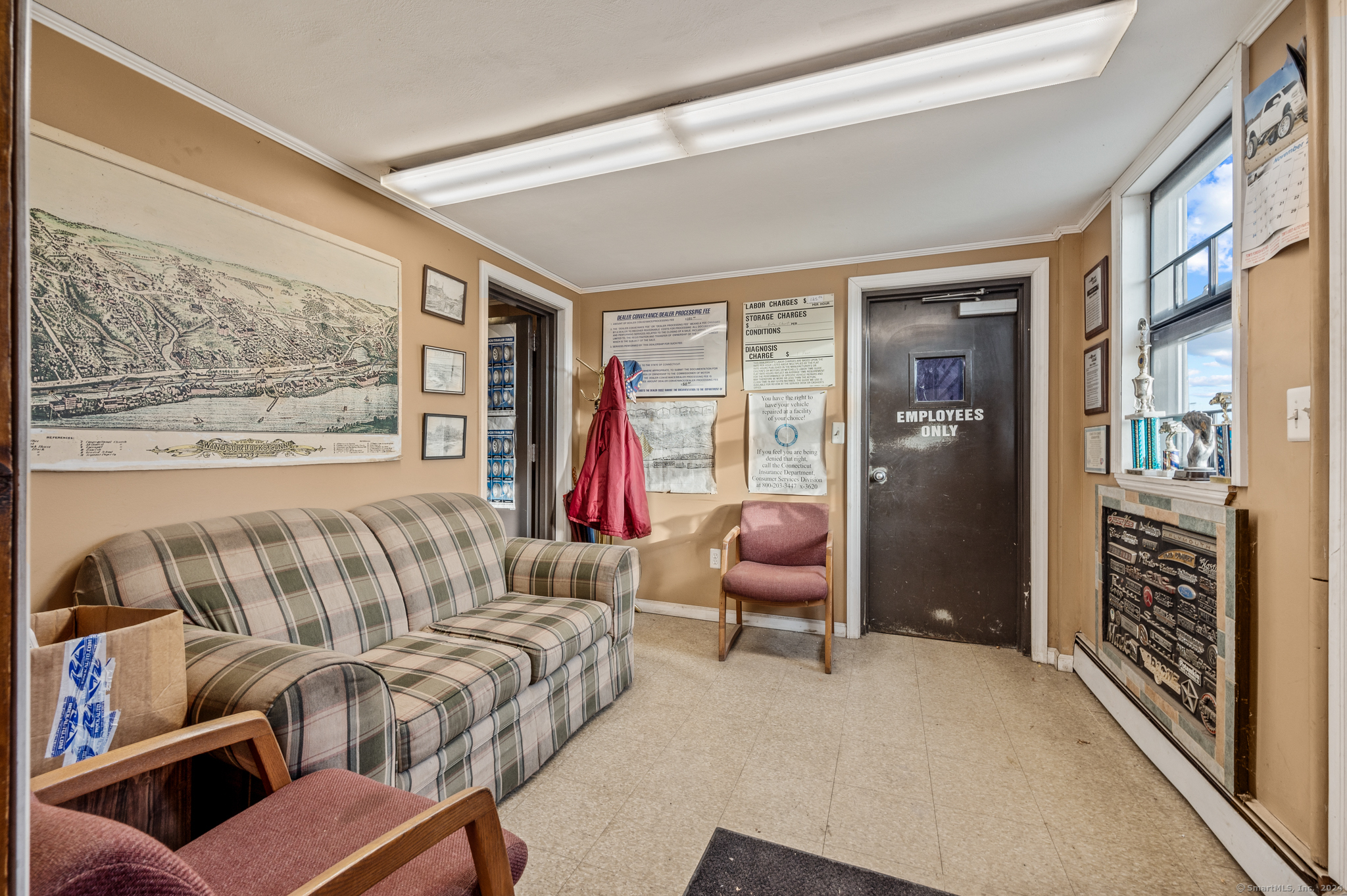 15 King Spring Road Windsor Locks CT 06096