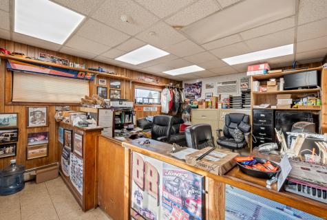 15 King Spring Road Windsor Locks CT 06096