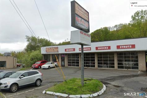 742 Lakewood Road Waterbury CT 06704