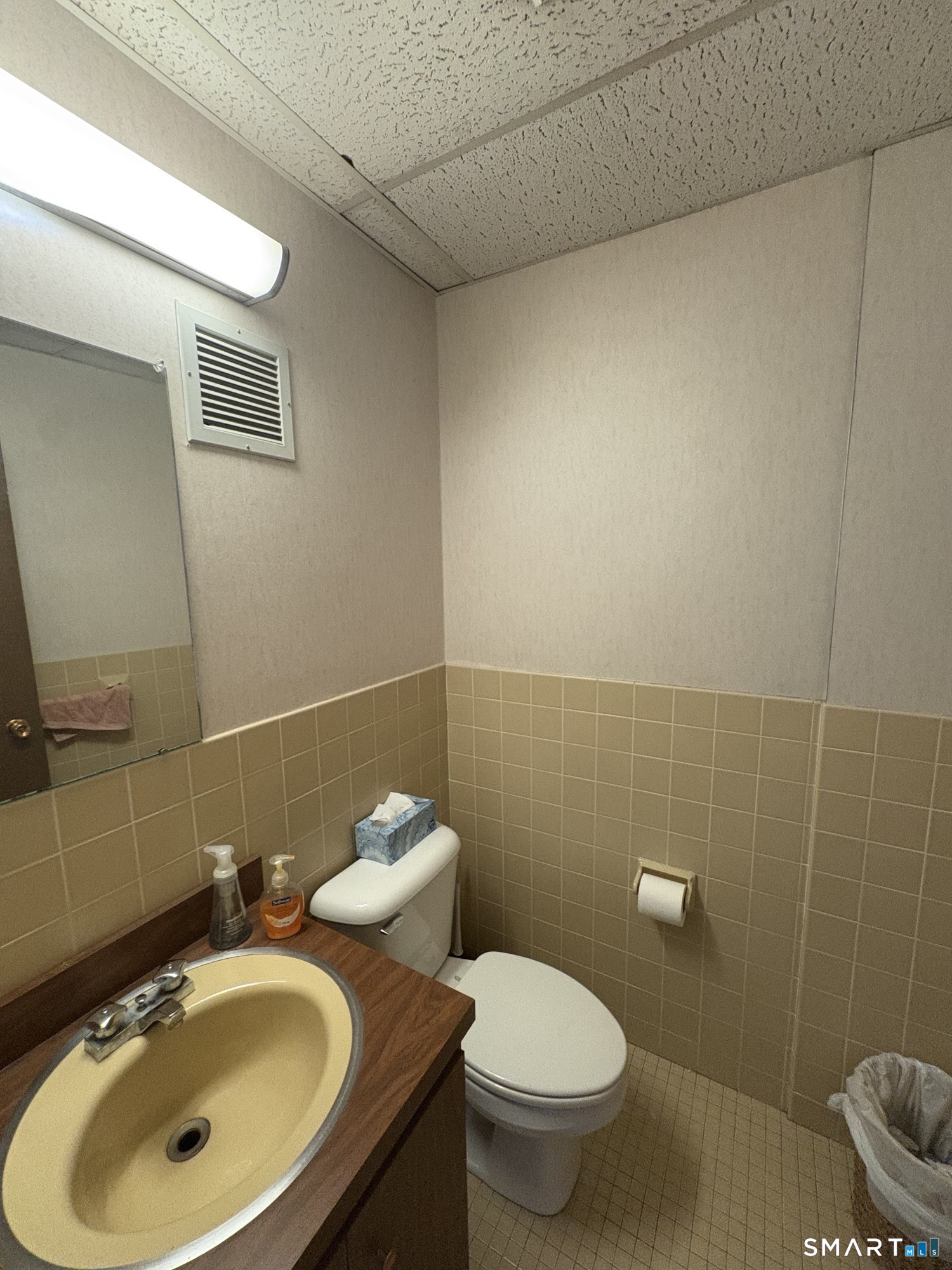 12 Case Street Norwich CT 06360