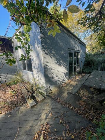 100 Old Norwich Road Waterford CT 06375