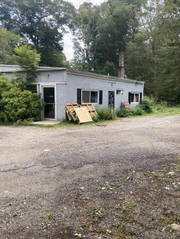 100 Old Norwich Road Waterford CT 06375