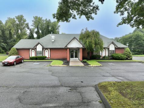 377 South Center Street Windsor Locks CT 06096