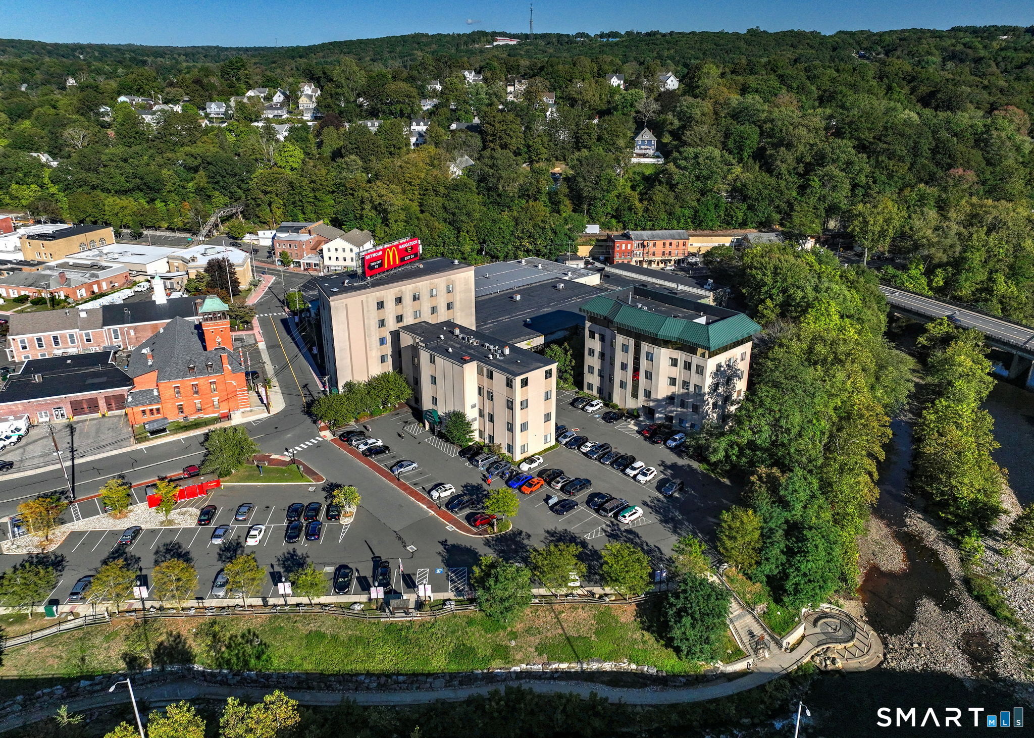 39 New Haven Road Seymour CT 06483