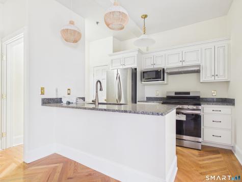 12 Masonic Street New London CT 06320