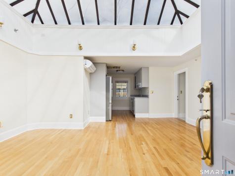 12 Masonic Street New London CT 06320