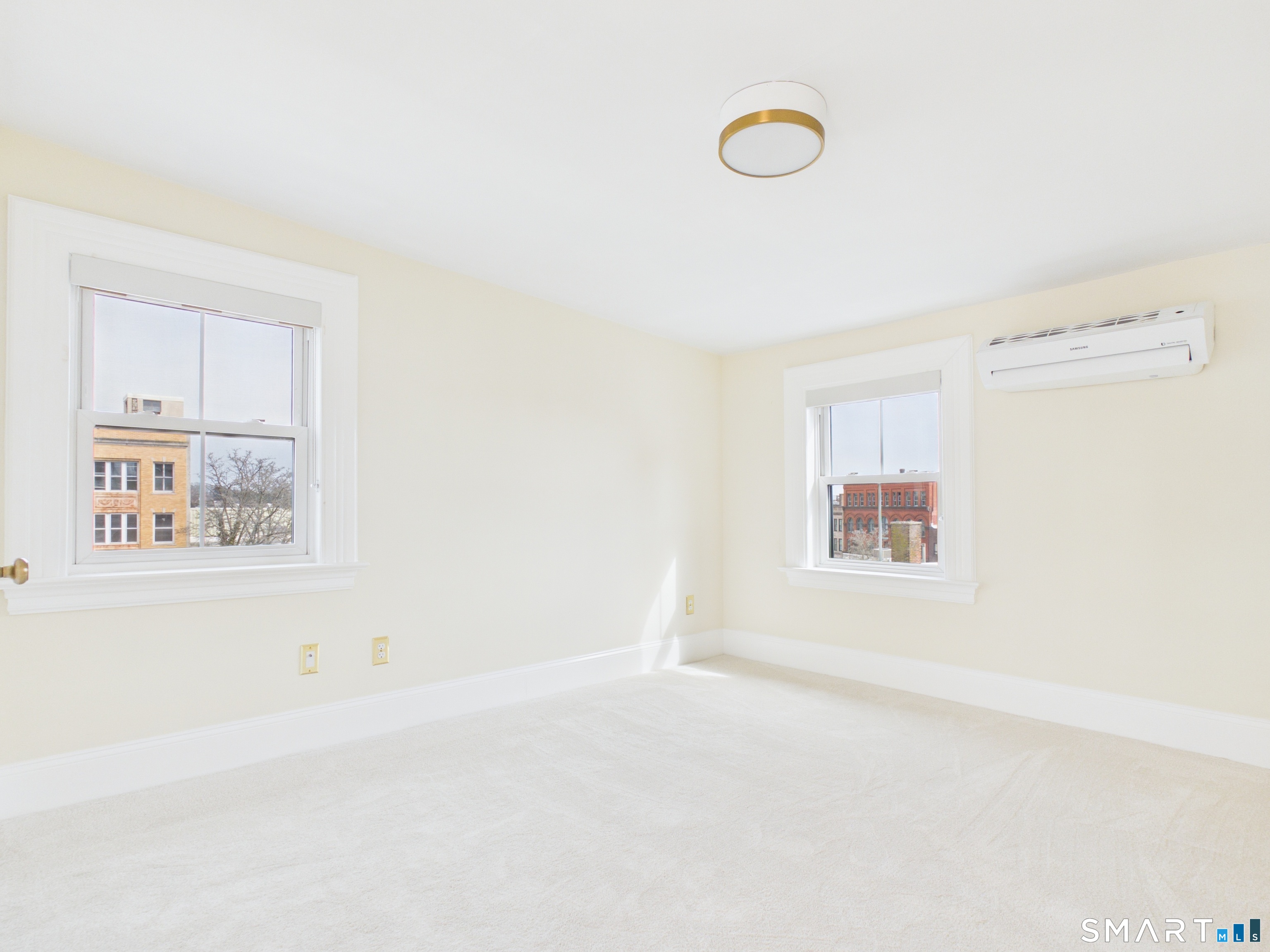 12 Masonic Street New London CT 06320