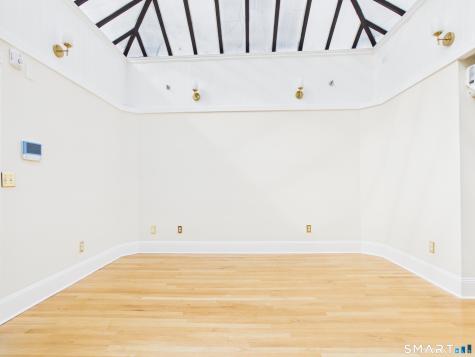 12 Masonic Street New London CT 06320