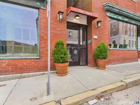 12 Masonic Street New London CT 06320
