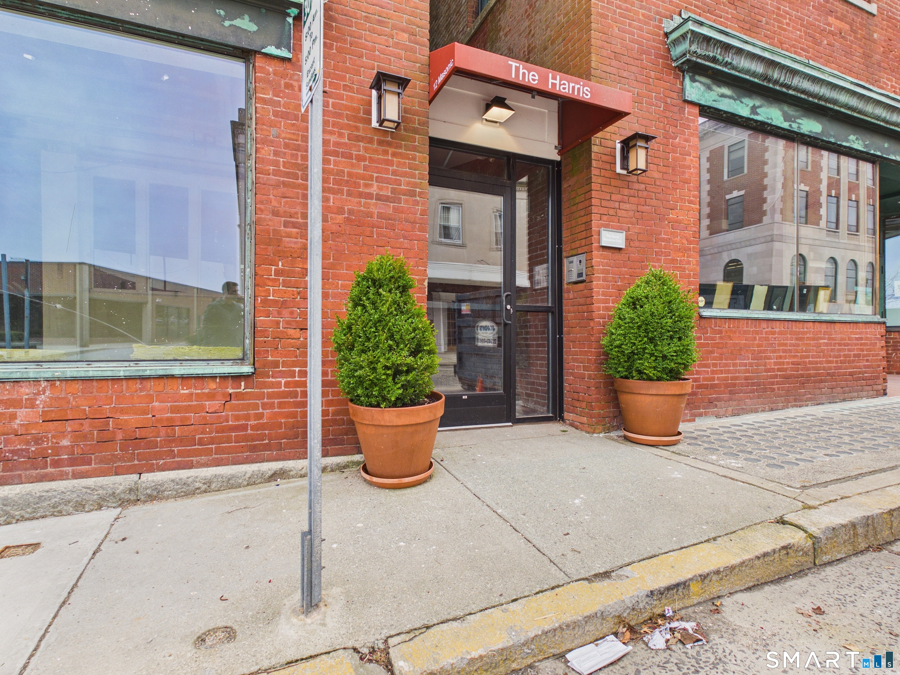 12 Masonic Street New London CT 06320