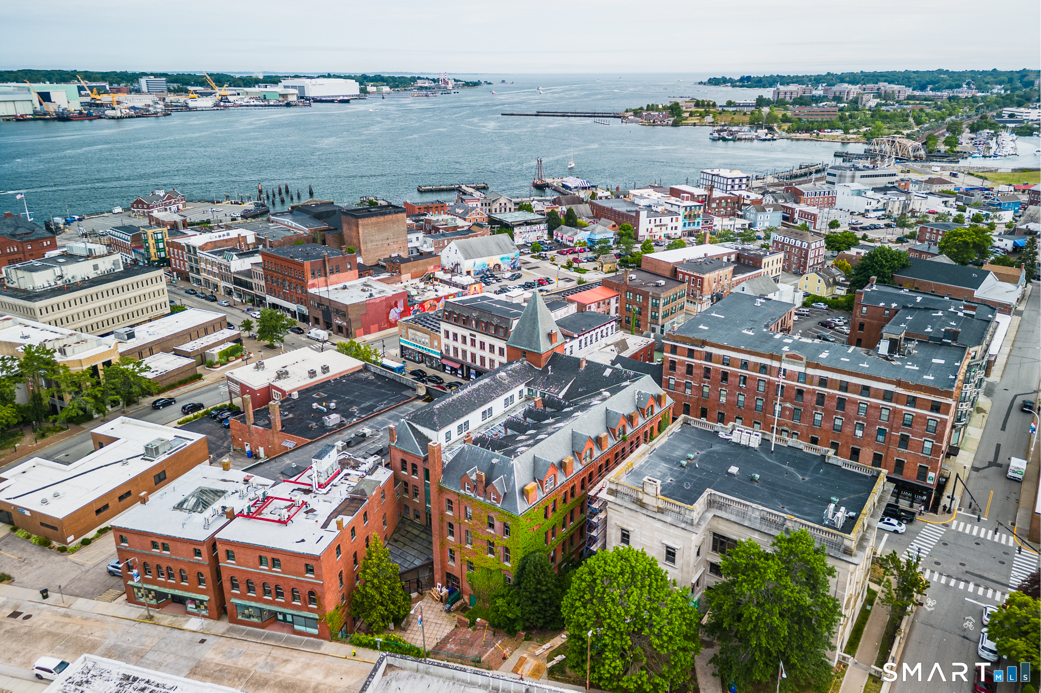 12 Masonic Street New London CT 06320