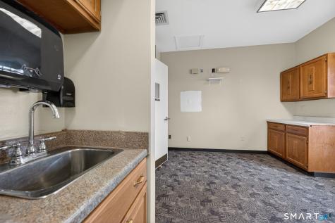 6 Killingworth Road Haddam CT 06441