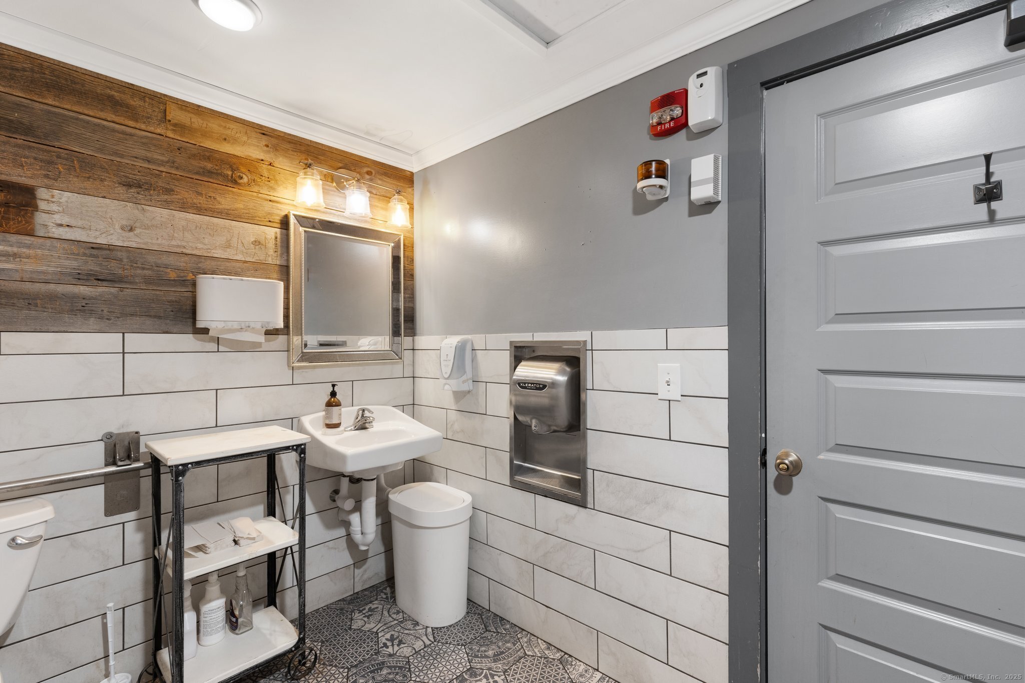 10 Capitol Avenue Hartford CT 06106
