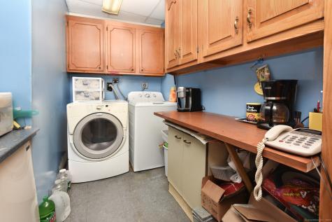 4143 Main Street Bridgeport CT 06606