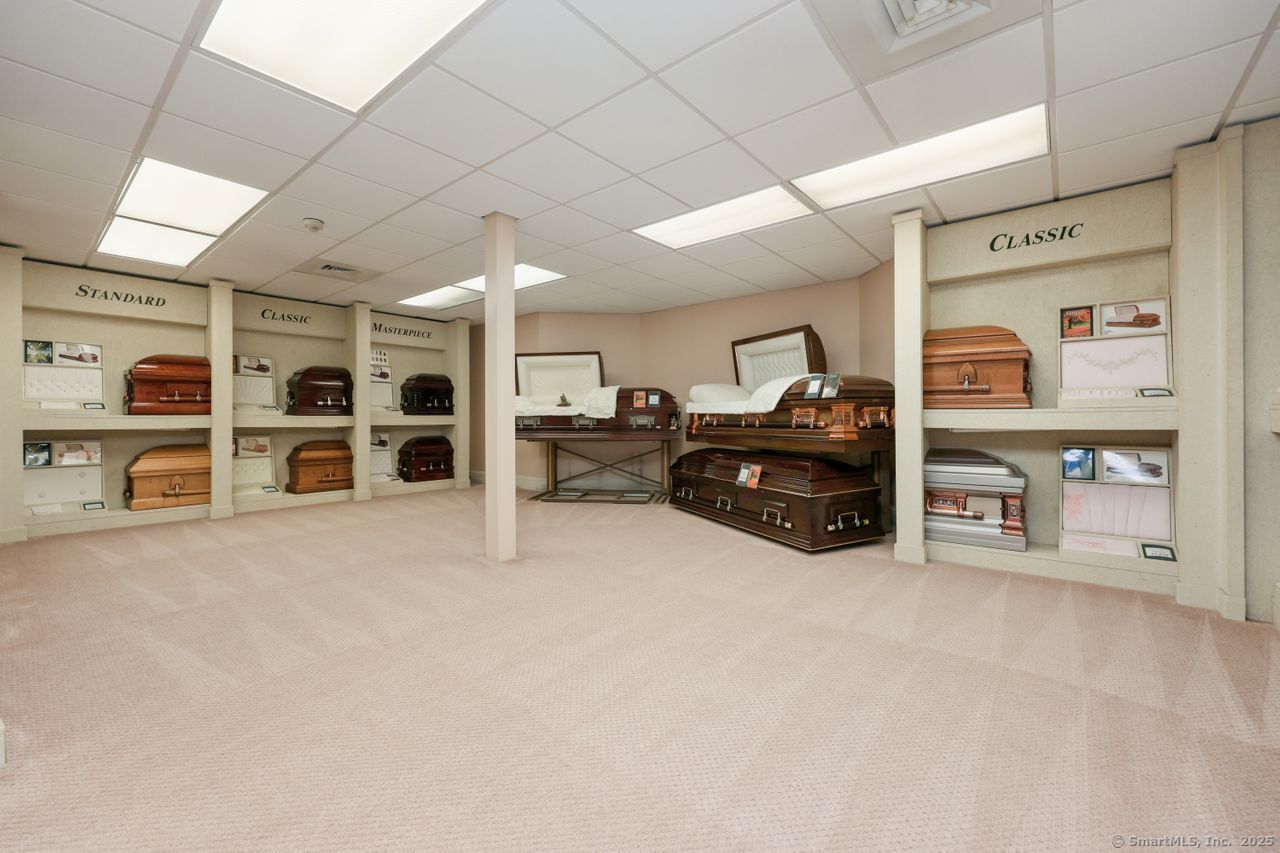 2220 Main Street Stratford CT 06615