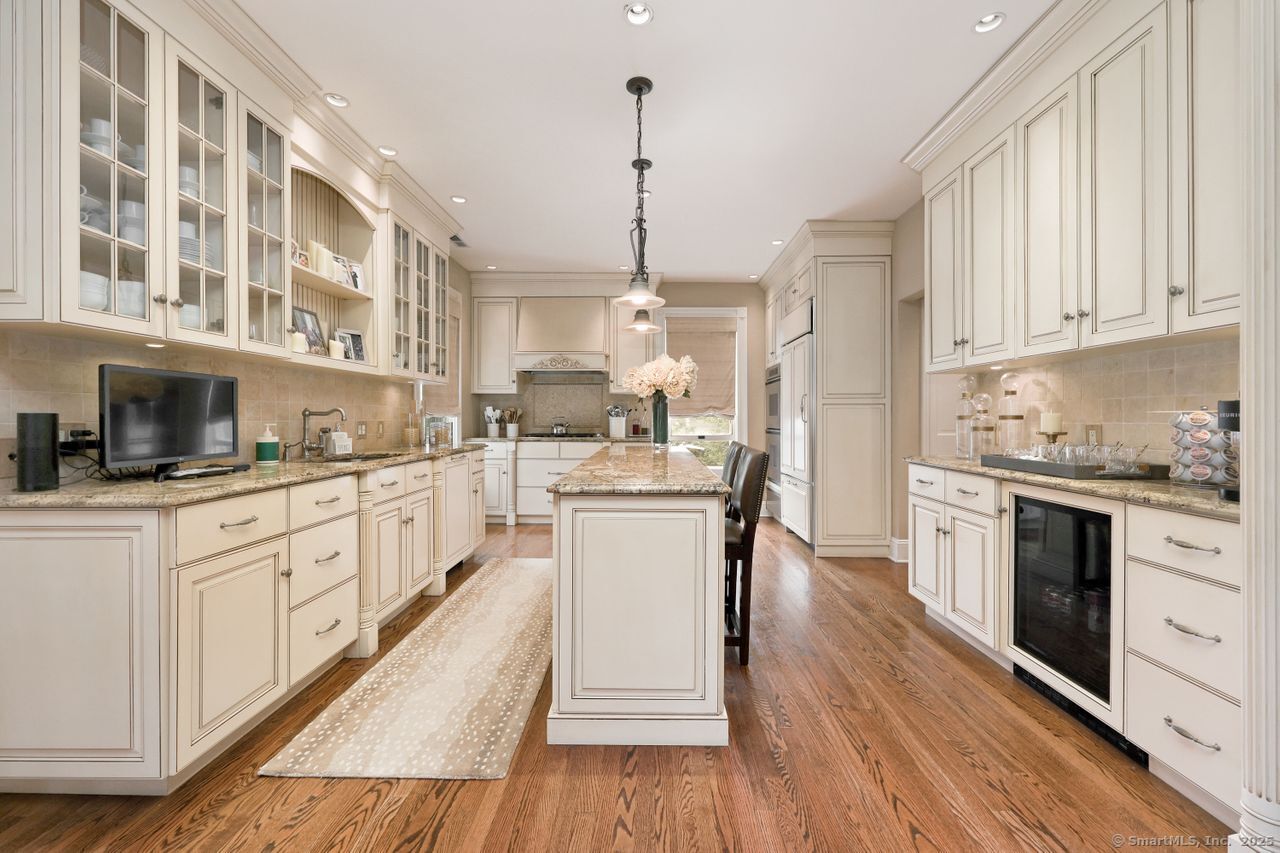 2220 Main Street Stratford CT 06615