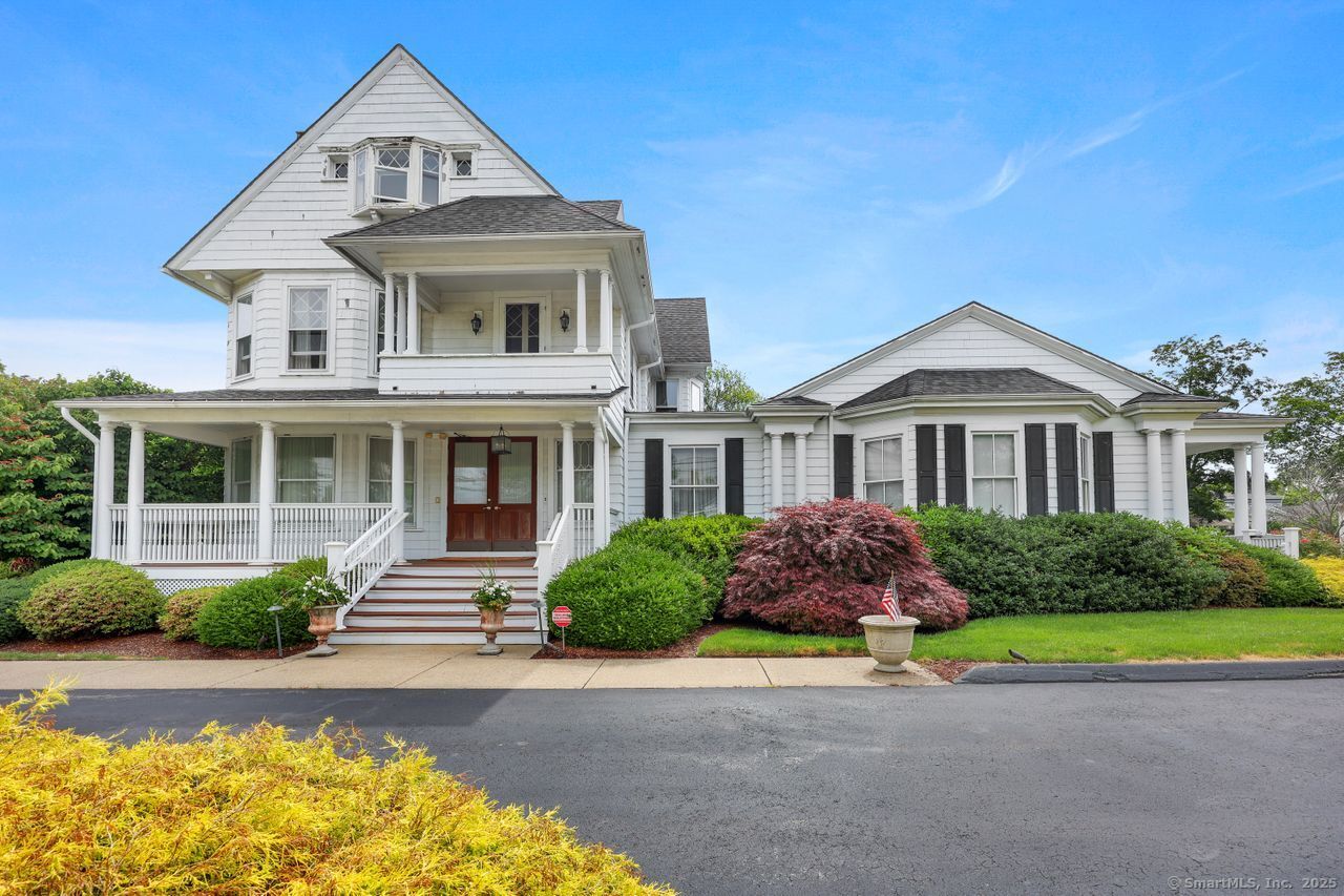 2220 Main Street Stratford CT 06615