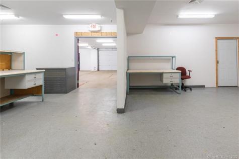 28 Costello Place Newington CT 06111