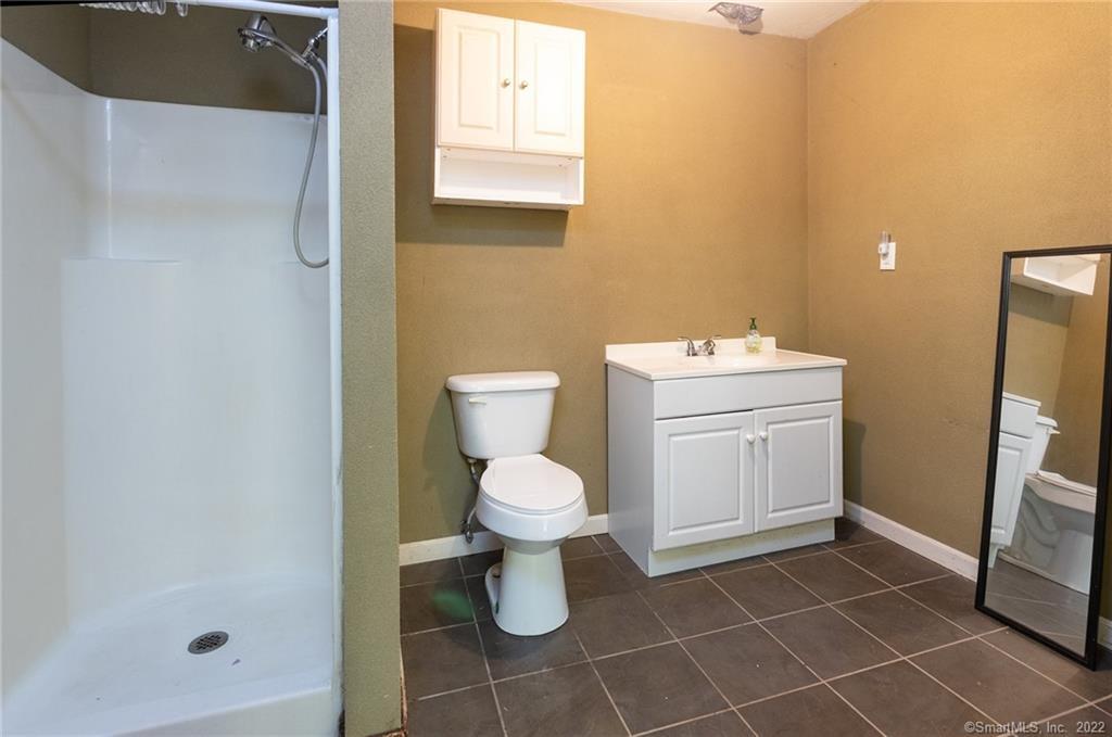 28 Costello Place Newington CT 06111