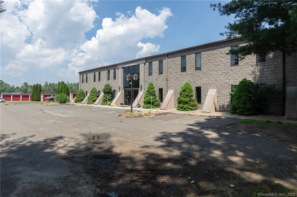 28 Costello Place Newington CT 06111