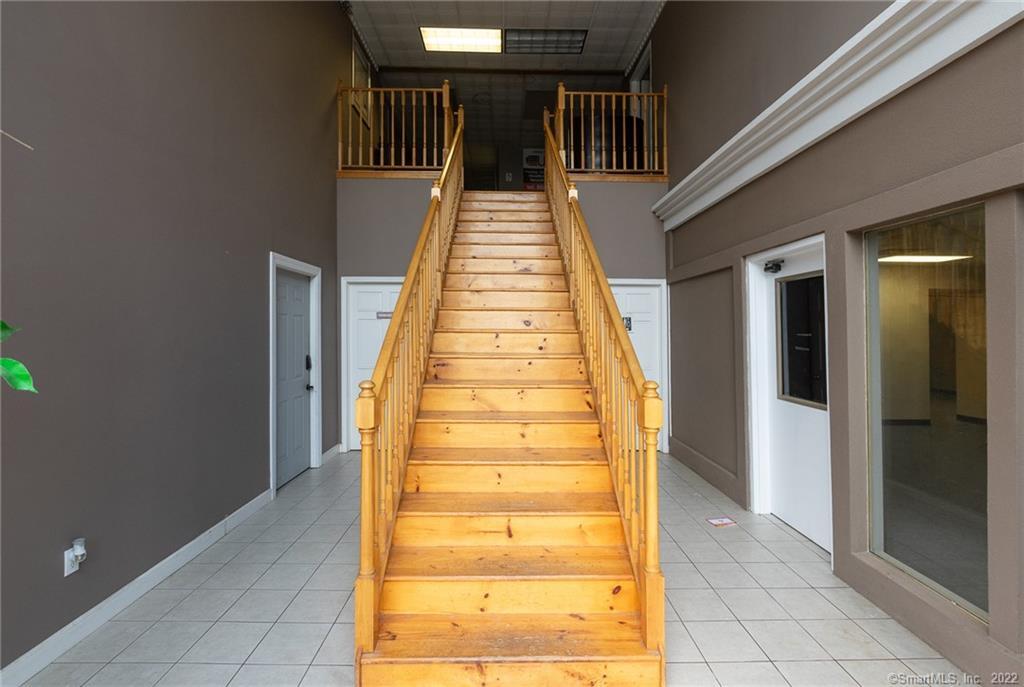 28 Costello Place Newington CT 06111