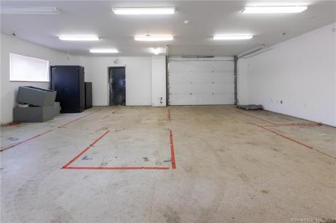 28 Costello Place Newington CT 06111