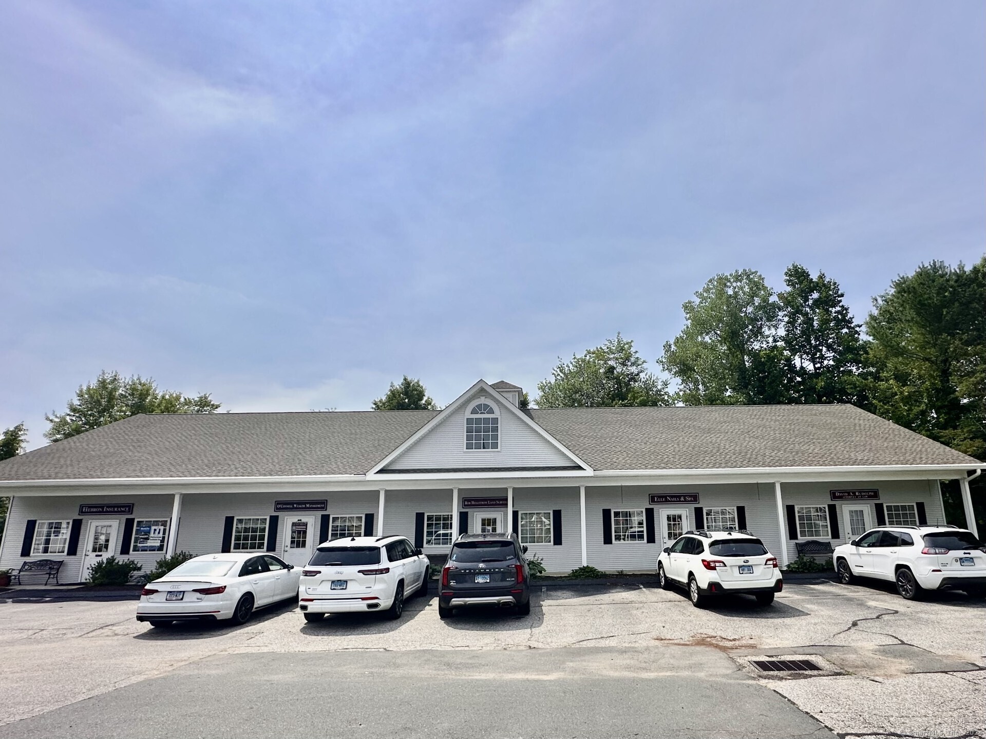 Hebron CT, 32 Main Street, Unit 3